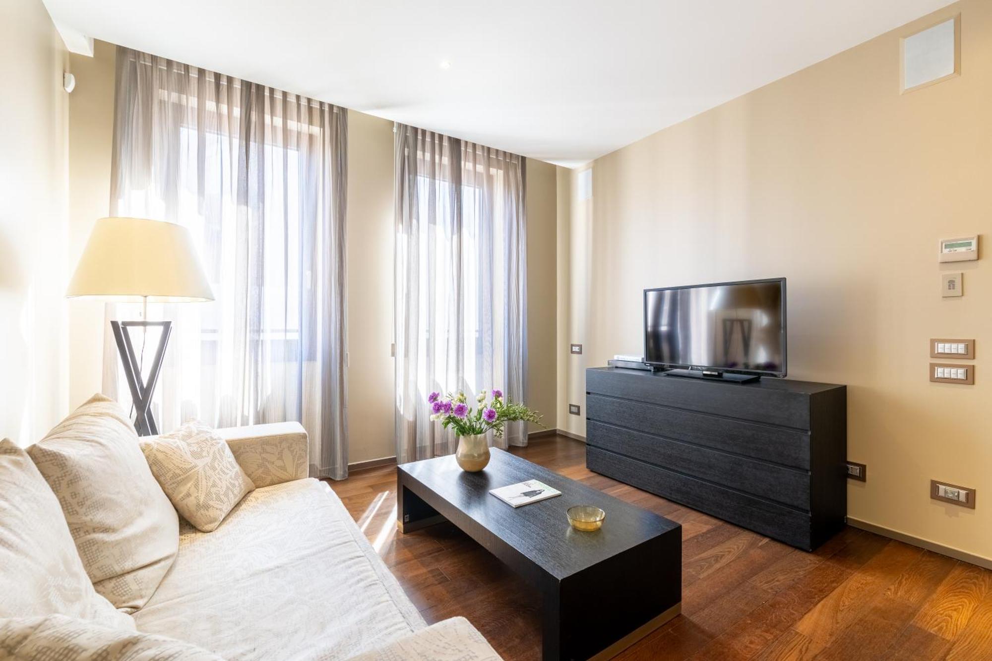 Nj Hotels & Apartments San Pietro All'Orto 6 Милан Экстерьер фото