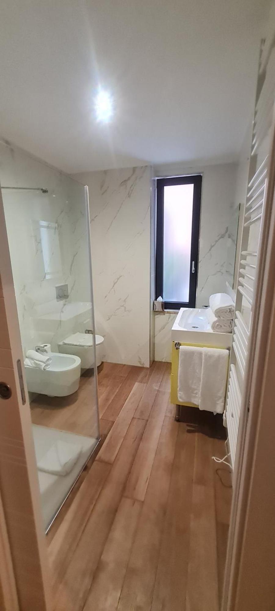 Nj Hotels & Apartments San Pietro All'Orto 6 Милан Экстерьер фото